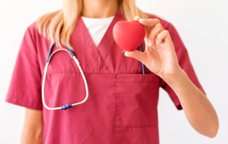 Cum scazi tensiunea natural, fără medicamente: 5 obiceiuri validate de cardiologi