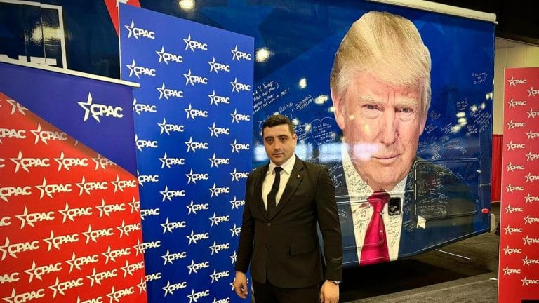 „Români cu apucături de slugi”. Paleologu ironizează inițiativa AUR de a declara 2026 „Anul Americii în România”