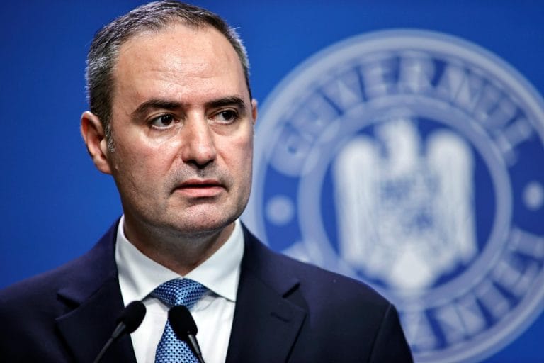 Alexandru Nazare a anunțat un pachet de relansare economică care mută accentul pe investiții. „Regândim sprijinul pentru companii”