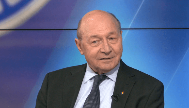 Băsescu intervine în scandalul din coaliție: „Grindeanu dă din gură, iar Bolojan aduce bani în țară”