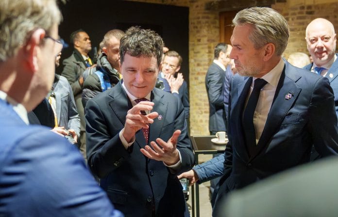 nicusordan- Nicușor Dan, cerute în instanță de o fostă judecătoare