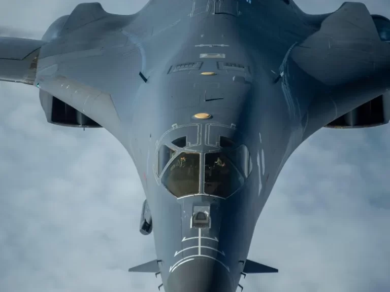 Bombardierul