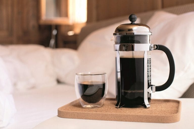 French press: metoda simplă care scoate în evidență caracterul cafelei