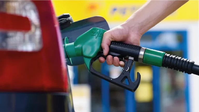 Cum poate interveni statul pentru ca preţul carburanţilor să nu ajungă la 10 lei/ litru
