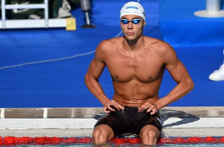 David Popovici a câştigat medalia de aur în proba de 50 m liber din cadrul Campionatului Naţional