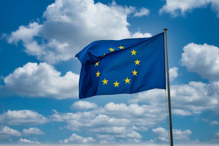 UE