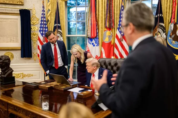 Natalie-Harp Donald Trump de asistenta sa, Natalie Harp